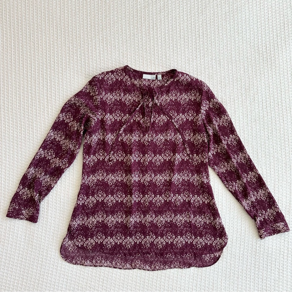 14th & Union maroon and white printed blouse